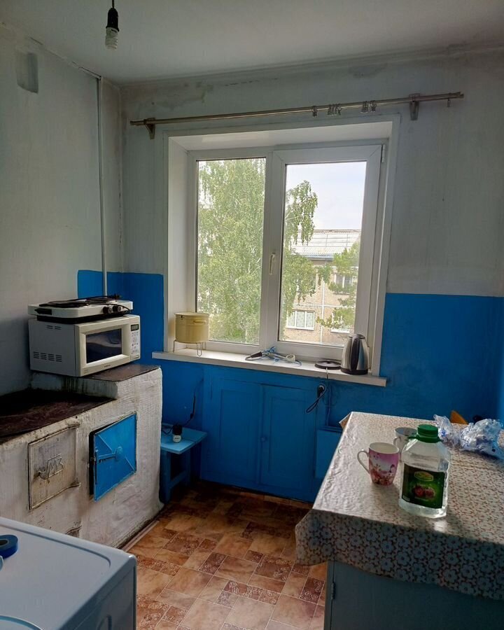 квартира г Белово пгт Бачатский ул 50 лет Октября 25 фото 3