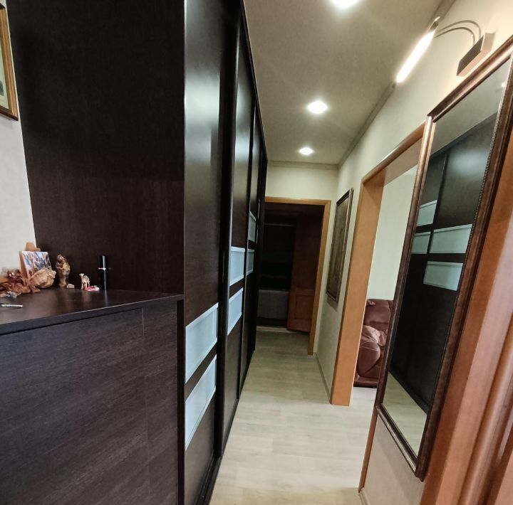 квартира г Тольятти р-н Автозаводский ул Офицерская 6б фото 29