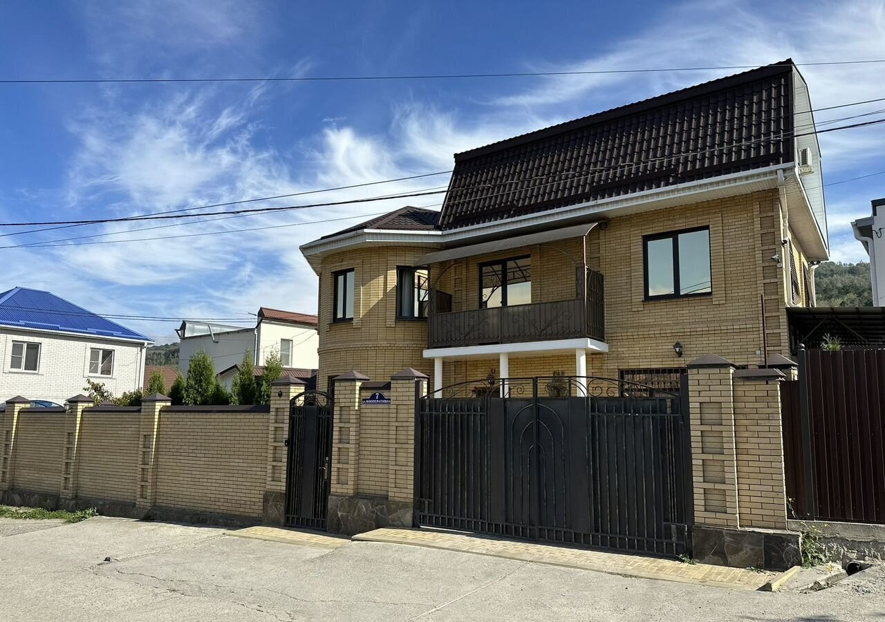 дом г Кисловодск ул Кооперативная 7 фото 1