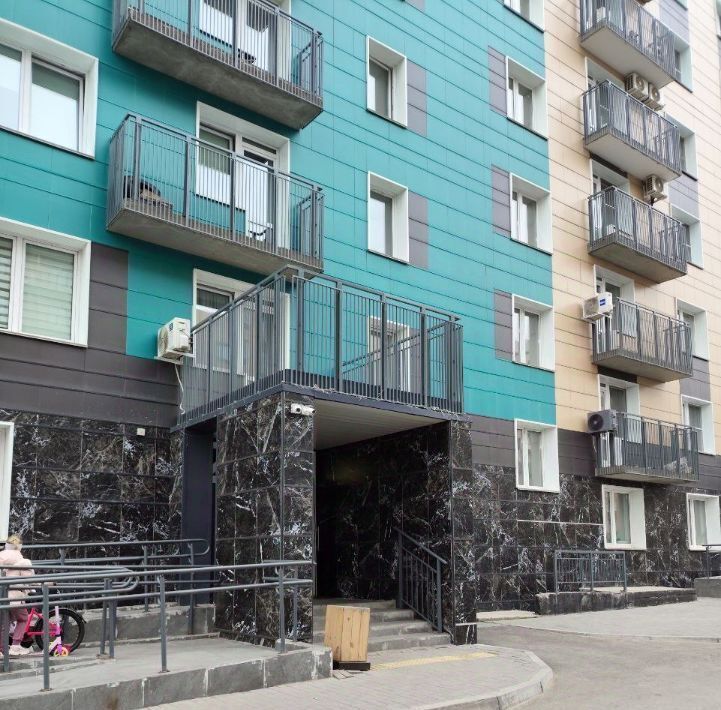 квартира г Красноярск р-н Советский ул Петра Ломако 1а фото 21