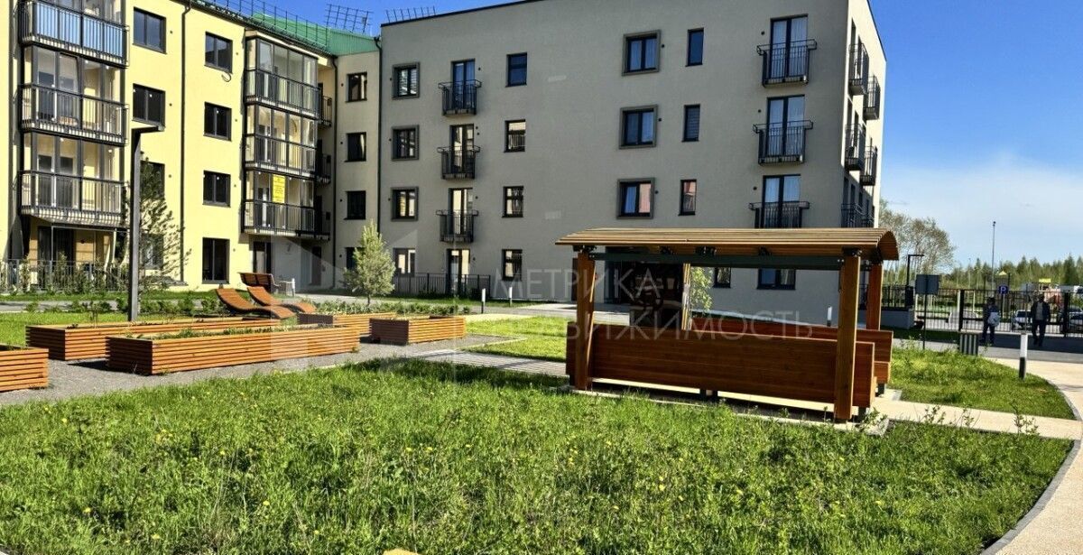 квартира г Тюмень р-н Калининский ул Александра Звягина 9 фото 1