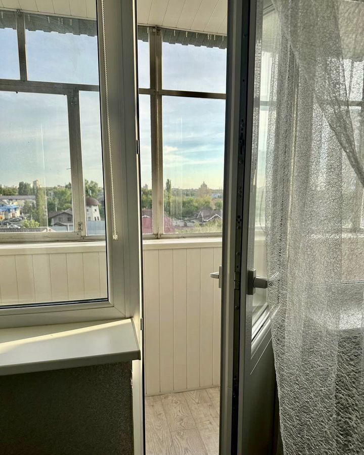 квартира г Оренбург р-н Центральный Ялтинская ул., 10 фото 4