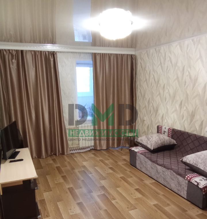 квартира г Орск пр-кт Ленина ул Добровольского 2 фото 1