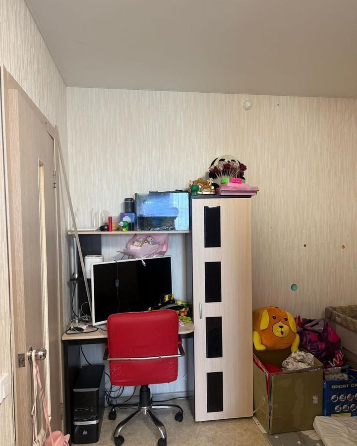 квартира г Каменск-Уральский ул Кутузова 16к/1 фото 2