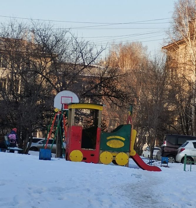 квартира г Иркутск мкр Юбилейный р-н Свердловский 85 фото 23