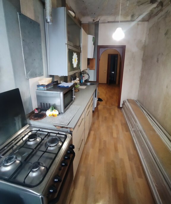 квартира г Астрахань ул Адмиралтейская 40/2 фото 3