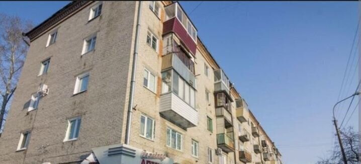 квартира г Комсомольск-на-Амуре пр-кт Интернациональный 18 фото 1