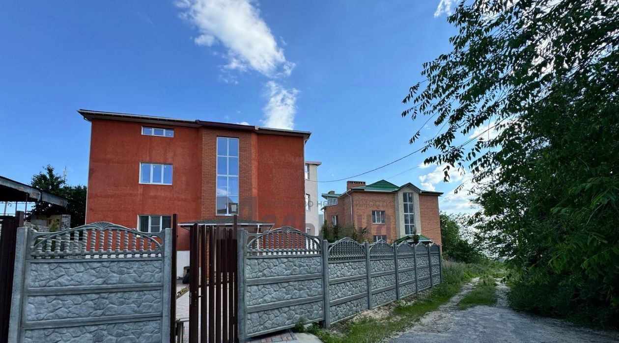 дом г Волгоград р-н Дзержинский ул им. Павлика Морозова 41г фото 3