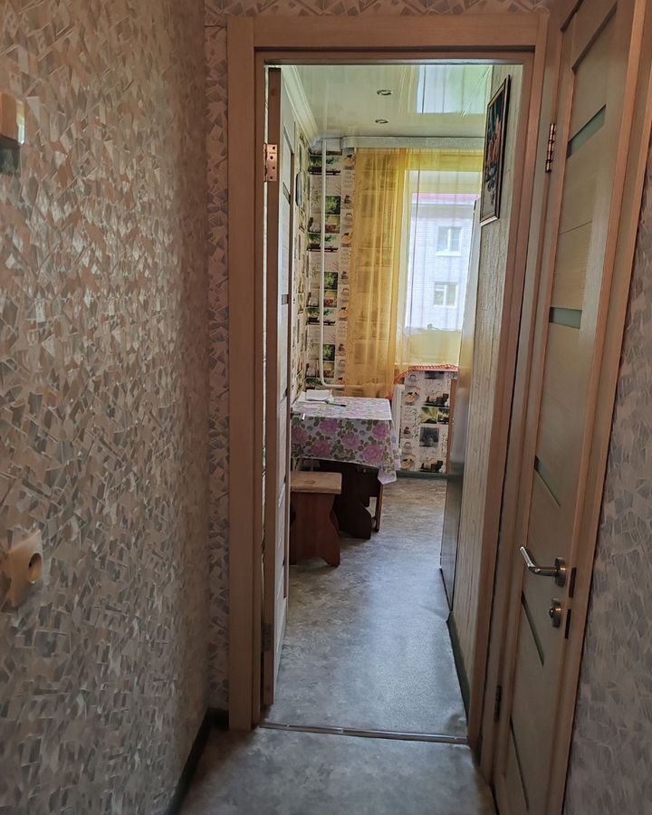квартира г Омск р-н Ленинский Привокзальный ул Карбышева 3б фото 3