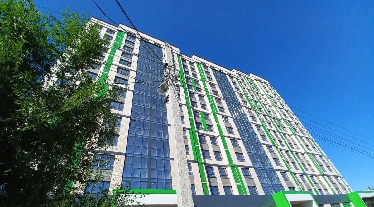 квартира г Астрахань р-н Кировский ул Калинина 39/23 фото 1