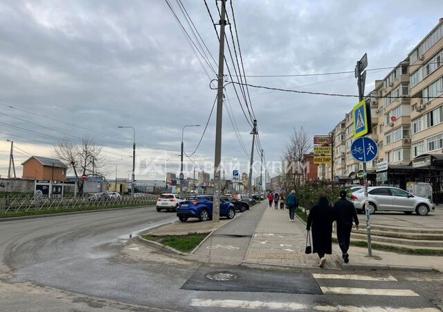 торговое помещение р-н Прикубанский Музыкальный проезд Ангарский 3 фото