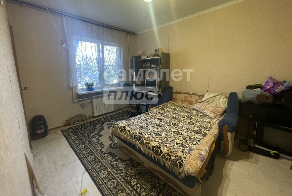 квартира г Астрахань ул Михаила Луконина 6 фото 4