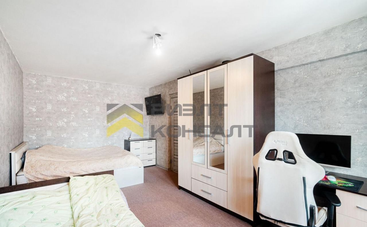квартира г Омск р-н Кировский ул Дианова 8/5 фото 8