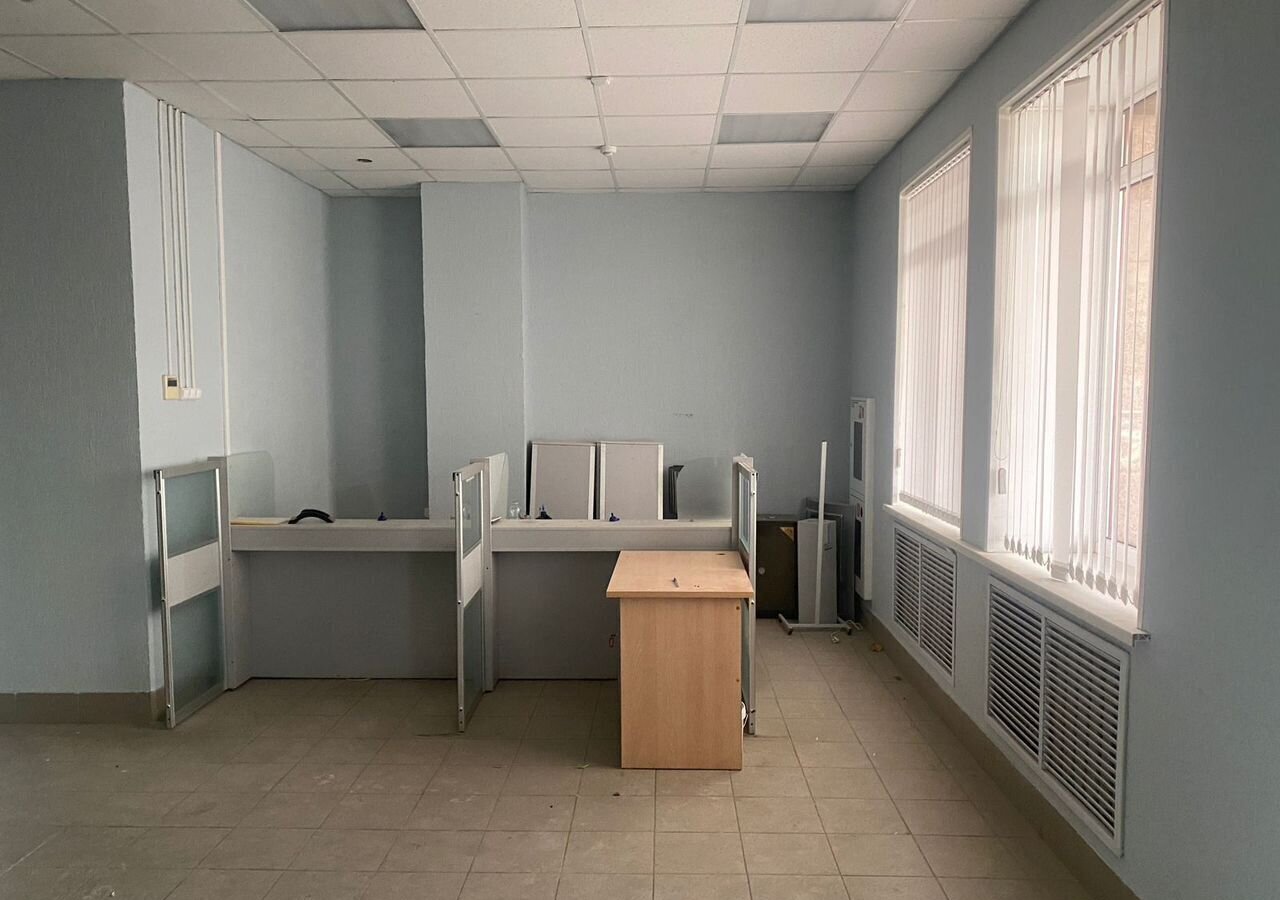 свободного назначения г Уфа р-н Октябрьский ул Маршала Жукова 10 фото 3