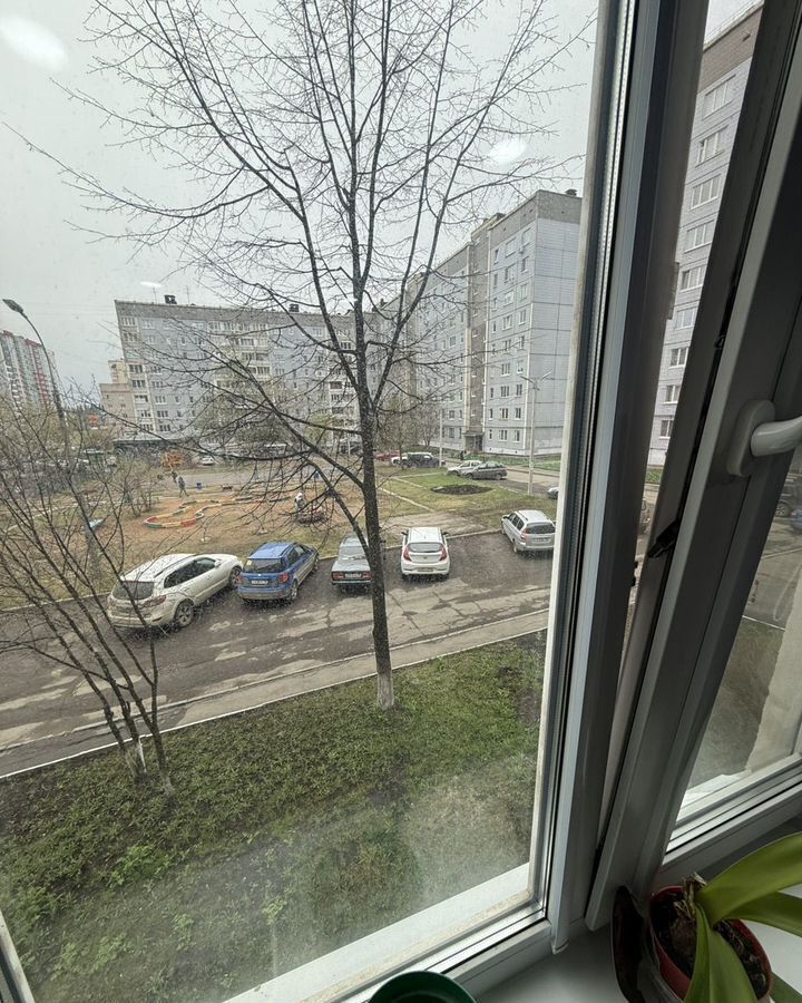 квартира г Ижевск р-н Октябрьский ул Холмогорова 27 фото 3