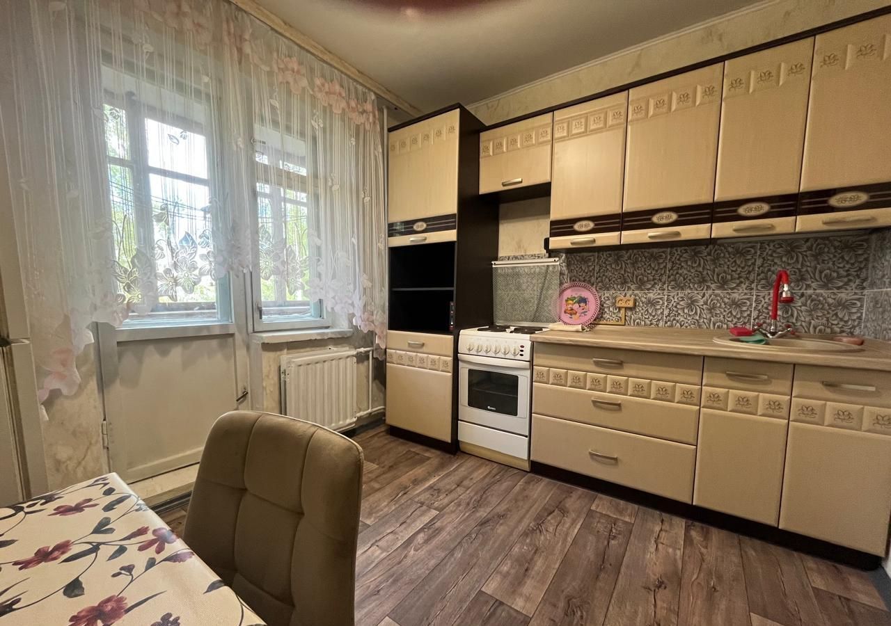 квартира г Великие Луки ул Вокзальная 30к/1 фото 1