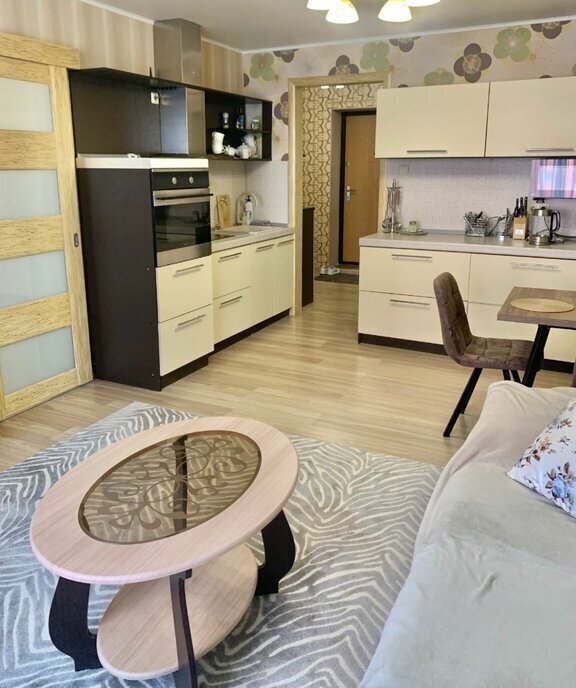 квартира р-н Нижнекамский г Нижнекамск ул Чишмале 3 фото 1