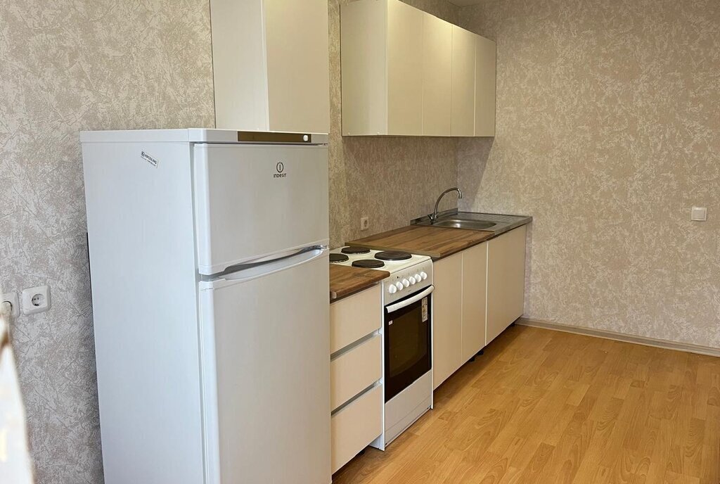 квартира г Екатеринбург Уральская ул Смазчиков 3 фото 10