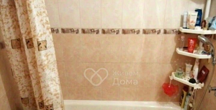 квартира г Волгоград р-н Дзержинский б-р 30-летия Победы 17а фото 5