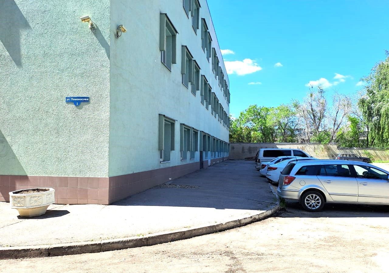 офис г Саратов р-н Ленинский ул им Ломоносова М.В. 1/1 фото 7
