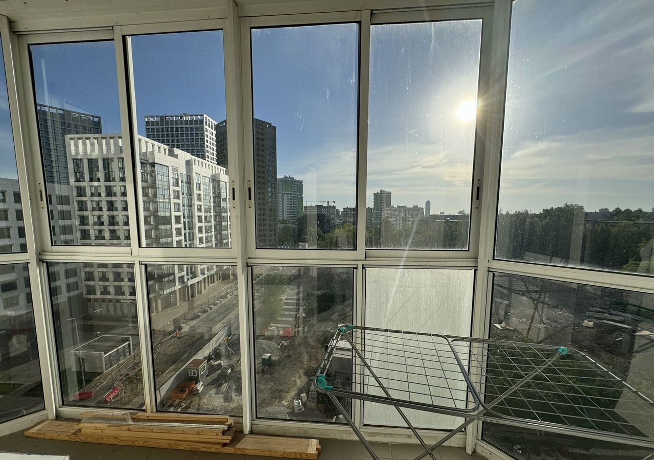 квартира г Екатеринбург р-н Кировский ул Мира 41 фото 2