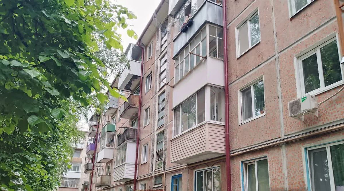 квартира г Брянск р-н Бежицкий ул 22 съезда КПСС 12 фото 2