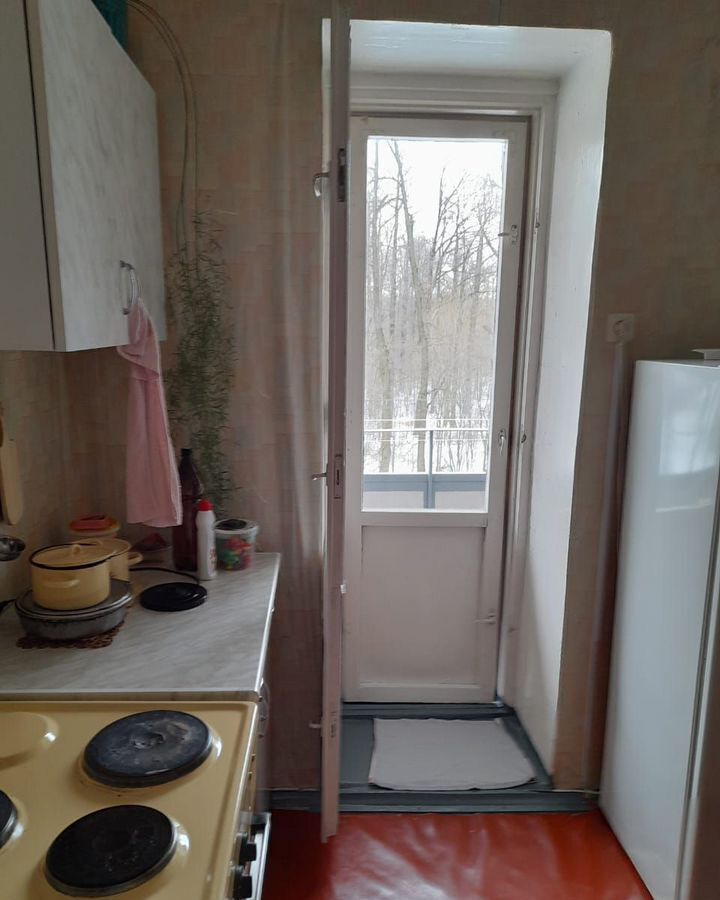 комната г Чебоксары р-н Калининский ул Магницкого 2к/1 фото 4
