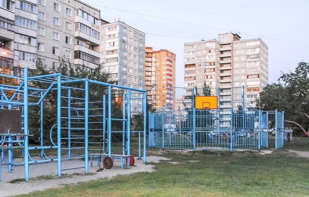 квартира г Омск р-н Кировский ул Взлетная 7б фото 15
