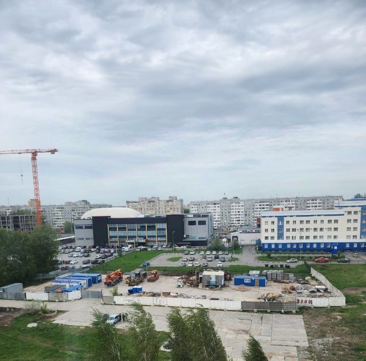 квартира г Омск р-н Кировский пр-кт Комарова 21 фото 13
