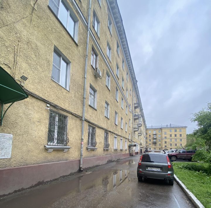 квартира г Новокузнецк р-н Куйбышевский ул Куйбышева 18 фото 4