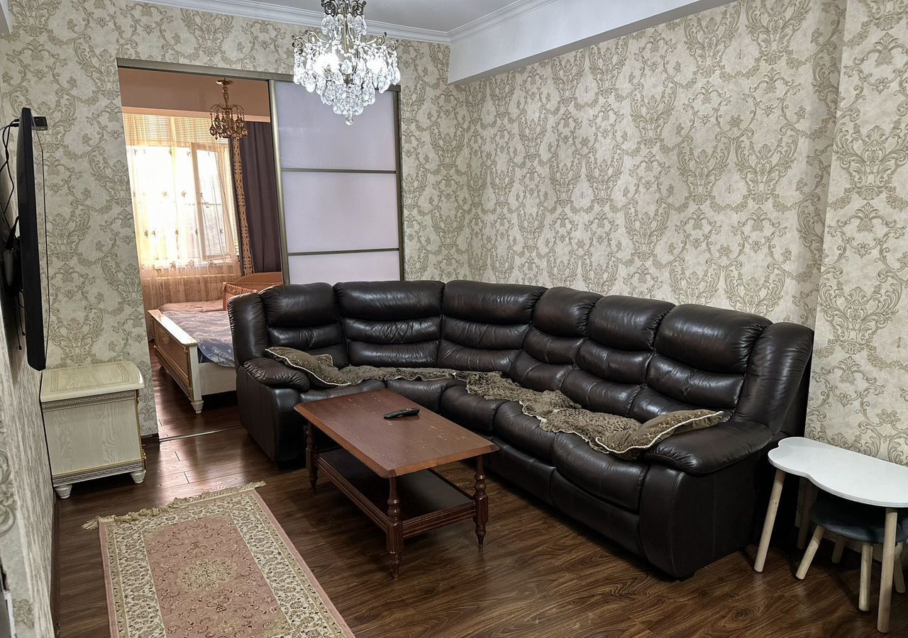 квартира г Махачкала р-н Кировский ул 1-я Радужная 19 фото 1