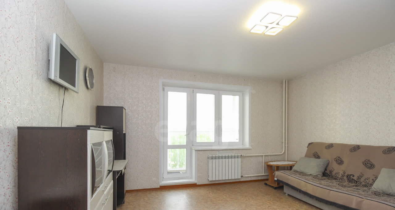 квартира г Омск Кристалл б-р Архитекторов 17/1 м-н фото 1
