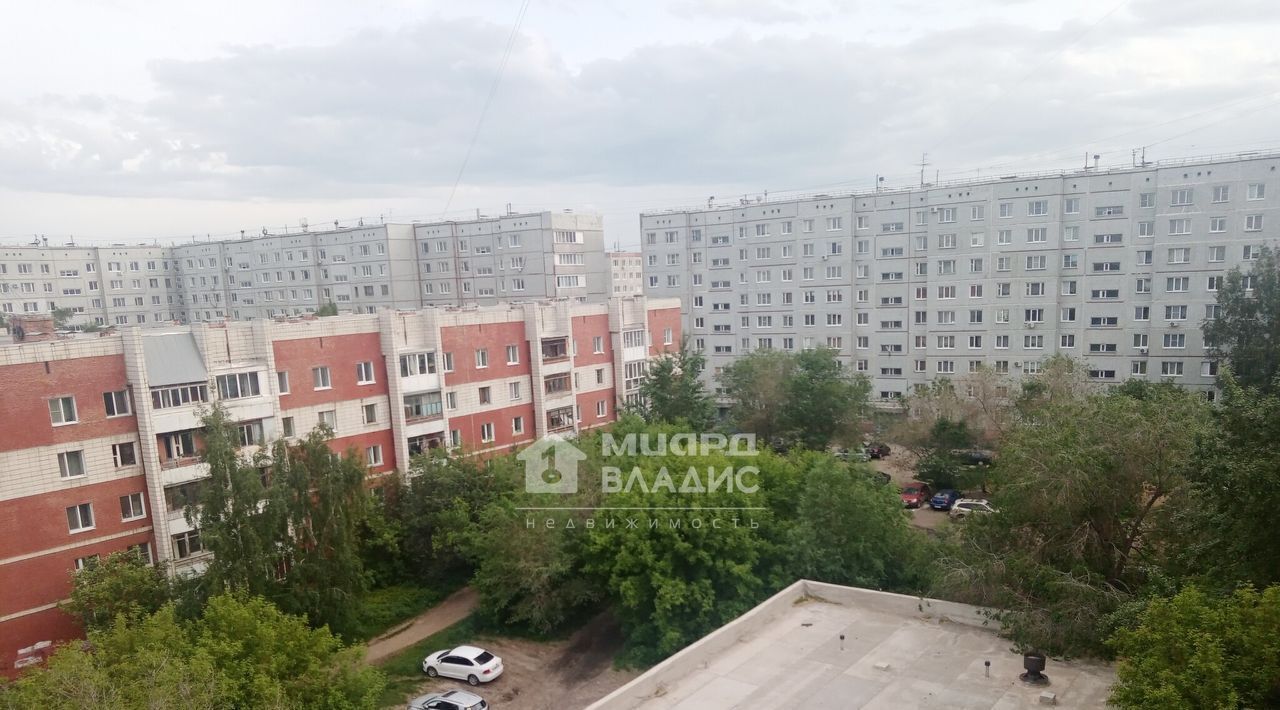 квартира г Омск р-н Кировский ул Дмитриева 2/4 фото 11