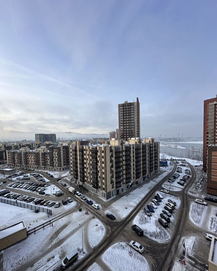 квартира г Красноярск р-н Свердловский наб Южная 6 фото 11