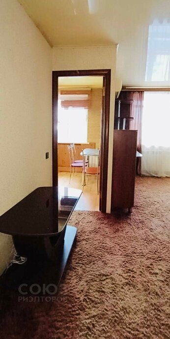 квартира г Волгоград мкр Ангарский р-н Дзержинский ул Жирновская 7 фото 6