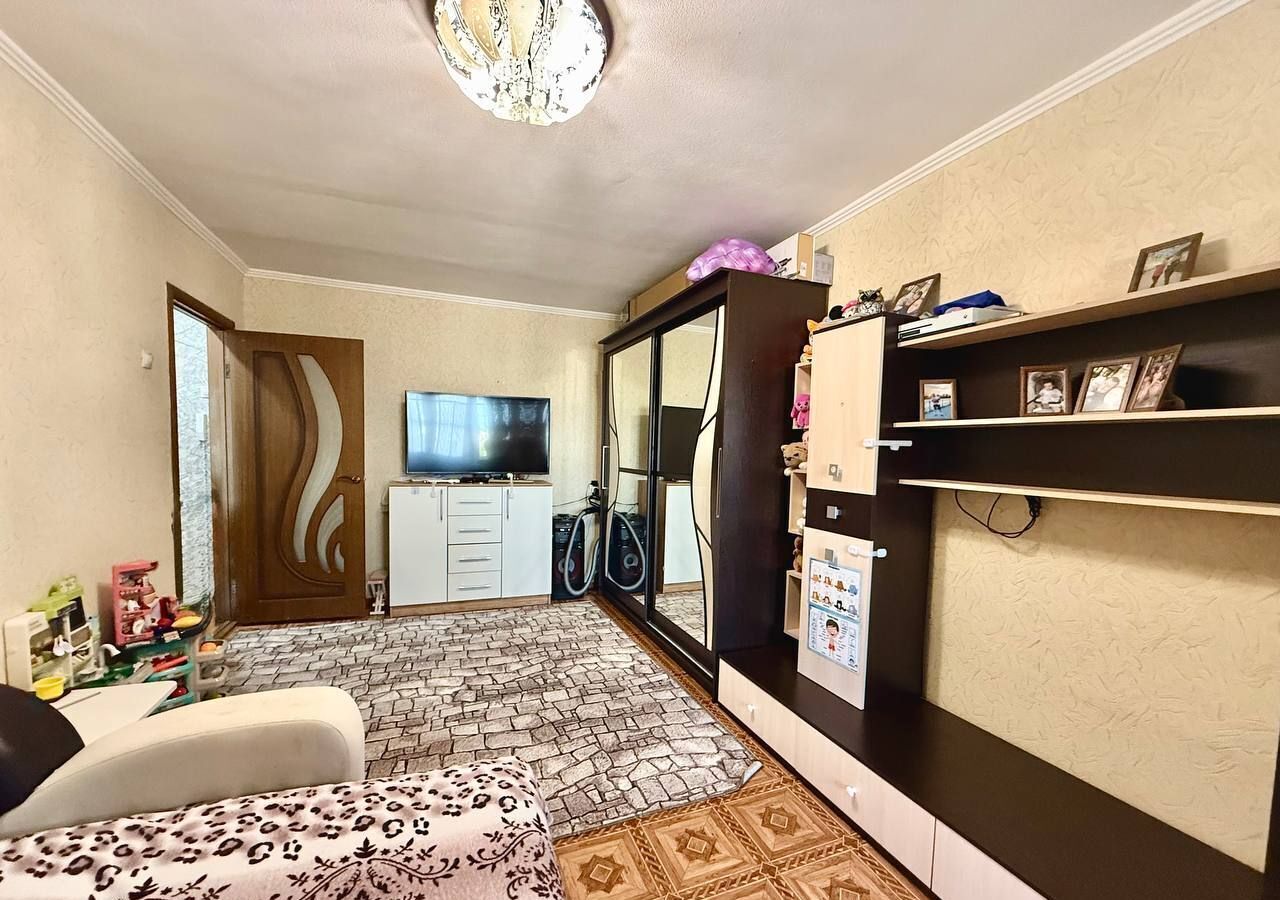 квартира г Невинномысск р-н Центр ул Гагарина 38 фото 2