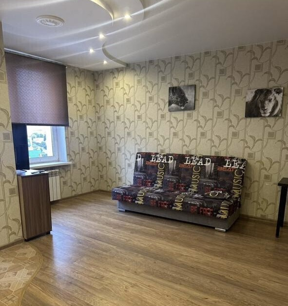 квартира г Омск мкр Омский Кристалл пр-кт Комарова 17/3 м-н фото 3