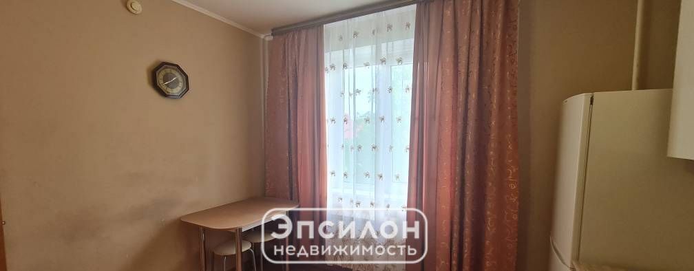 квартира г Курск р-н Центральный пр-кт Вячеслава Клыкова 28 фото 3