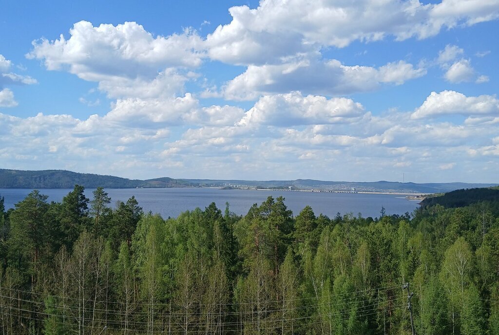 квартира г Усть-Илимск ул Белградская 25 фото 2