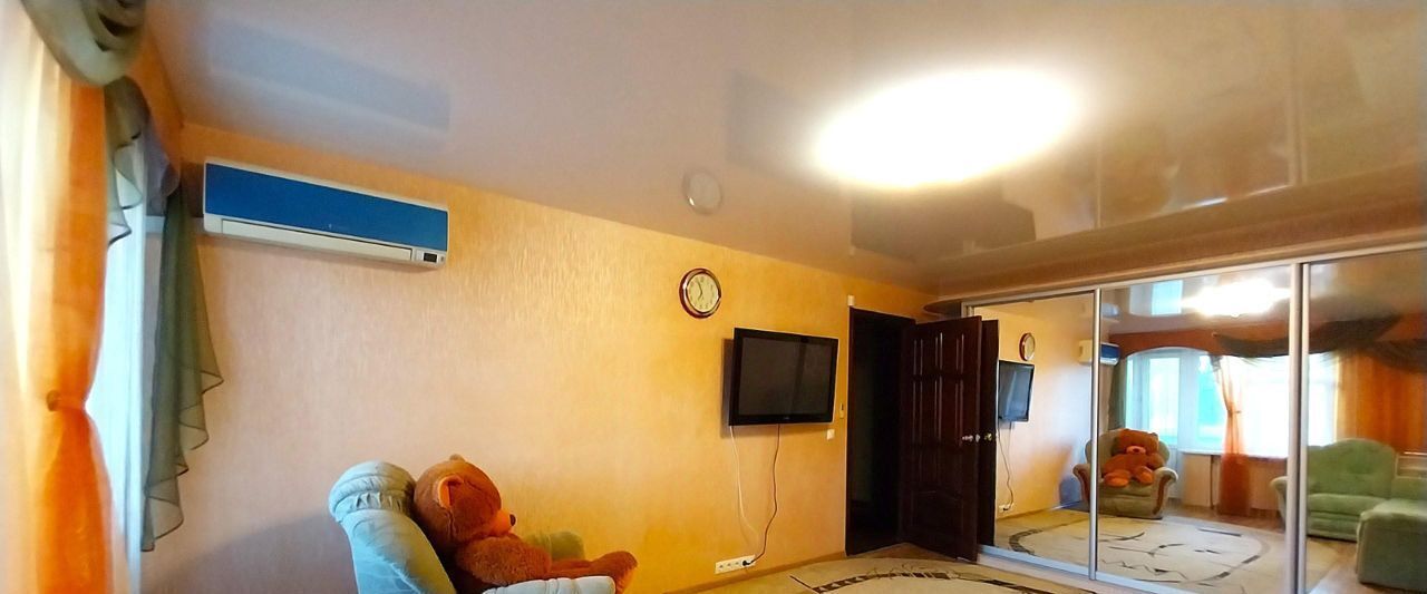 квартира г Волгоград р-н Красноармейский ул им. Фадеева 43 фото 3