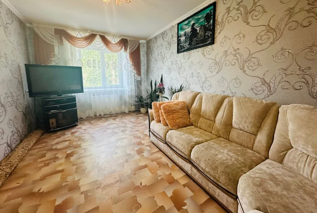 квартира г Брянск рп Радица-Крыловка Бежицкий район ул Строителей 15 фото 1