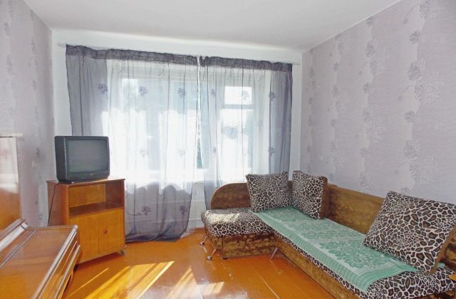комната р-н Калининский ул Кирова 9к/5 фото
