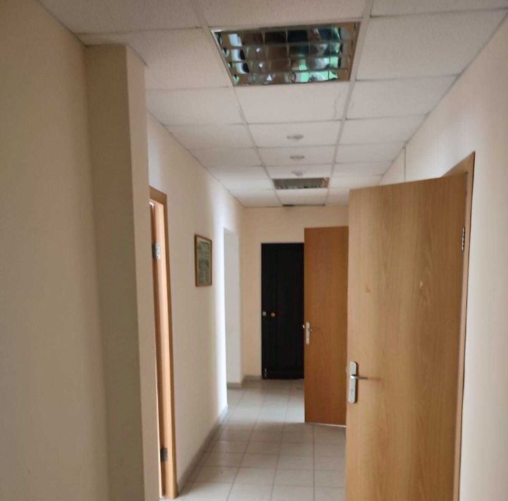 офис г Тольятти р-н Центральный ул Карбышева 2а фото 3
