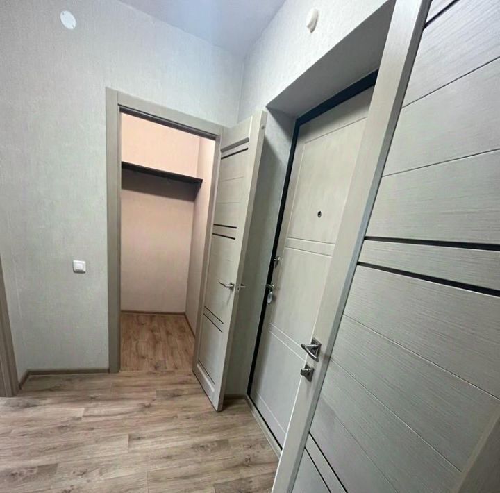 квартира г Нижний Новгород р-н Московский Буревестник ул Чаадаева 2к/1 фото 2