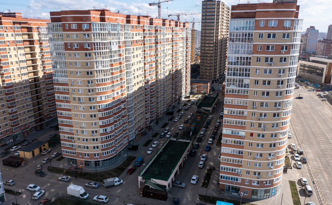 квартира г Краснодар р-н Прикубанский мкр им Петра Метальникова ул им. Цезаря Куникова 24к/3 фото 16