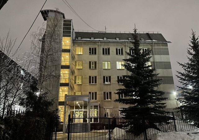 офис р-н Кировский ул Чайковского 40а фото