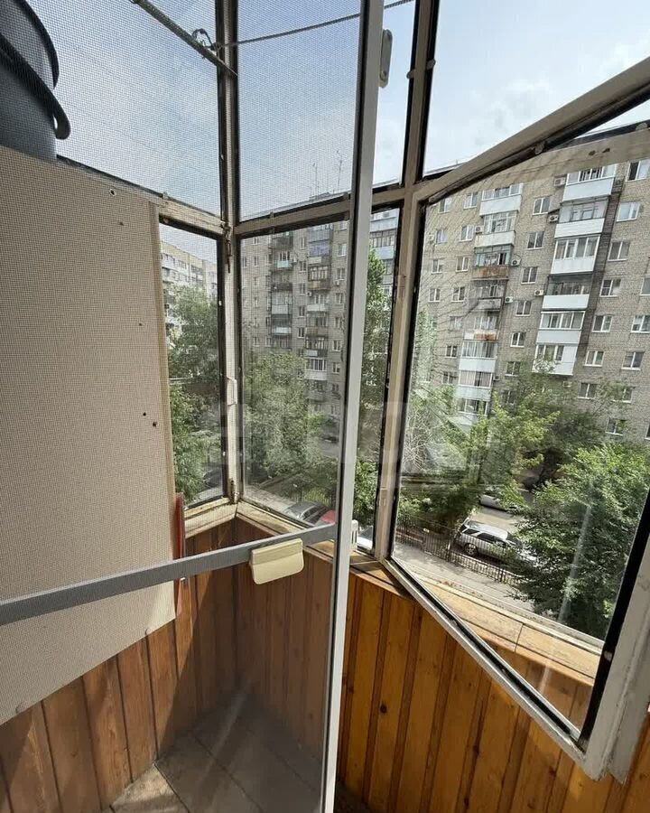 квартира г Саратов р-н Фрунзенский ул им Слонова И.А. 4/8 фото 5