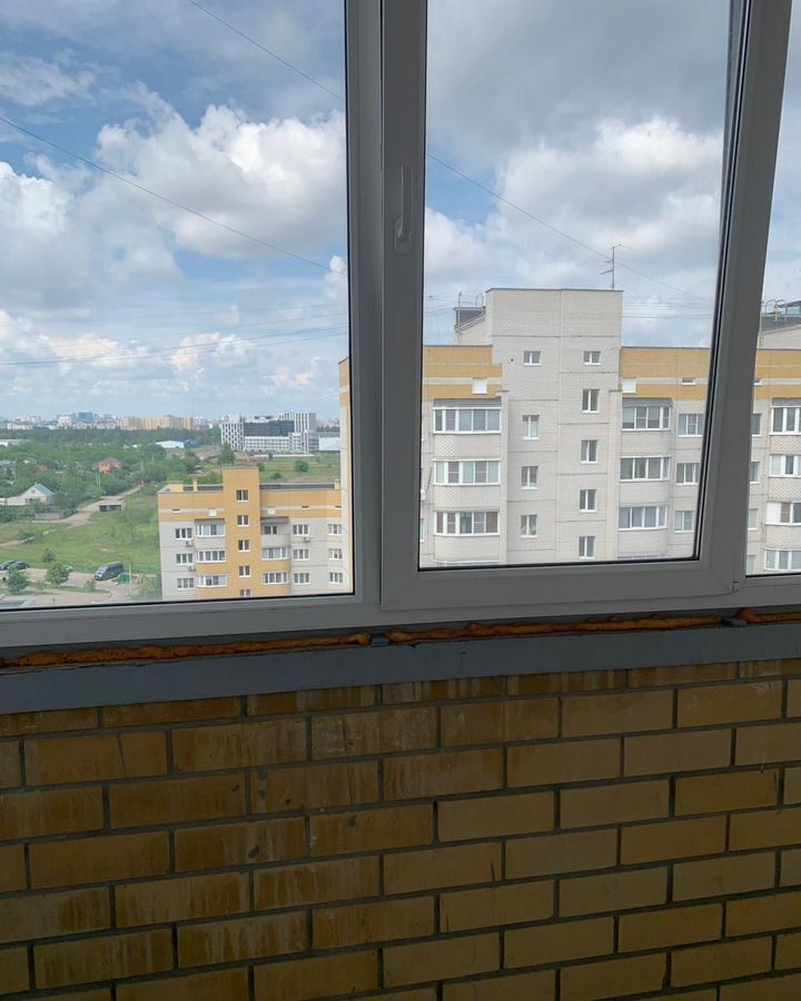 квартира г Воронеж р-н Железнодорожный ул Урывского 17д фото 2