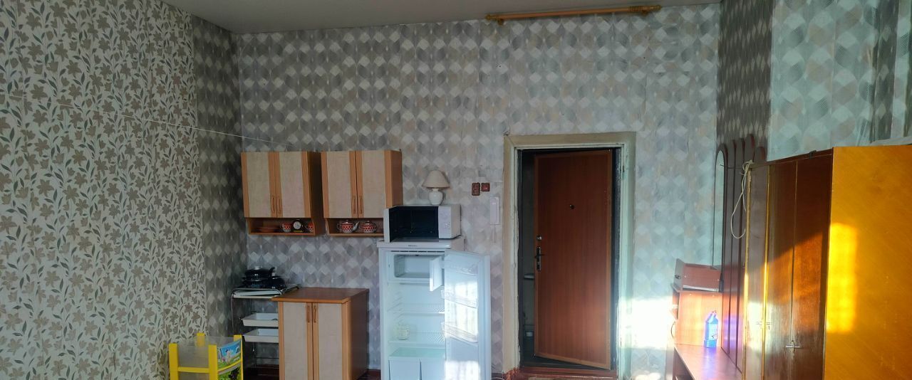 комната г Саратов р-н Октябрьский ул 2-я Садовая 106бк/2 фото 4