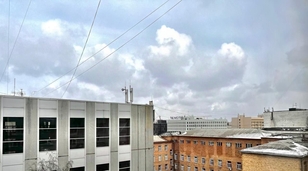 квартира г Красноярск р-н Центральный ул Перенсона 5а фото 13